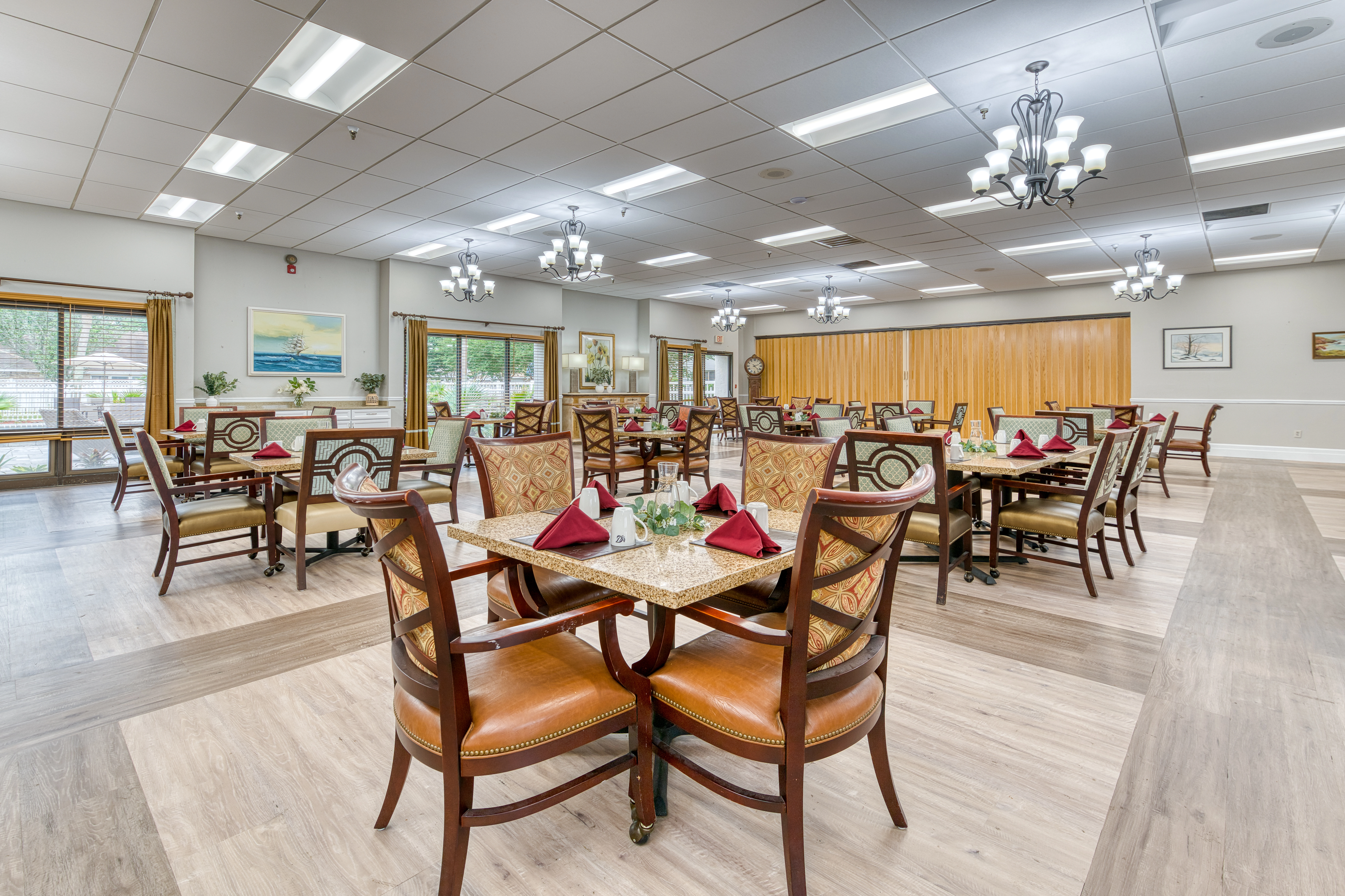 Meridian at Westwood Dining Room