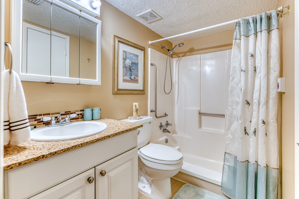 Bathroom Bathroom